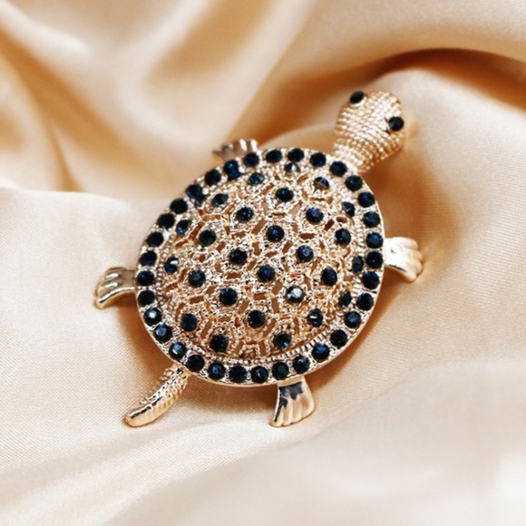 Jewelry Gold Turtle Black Crystal Accents Brooch Nwt Poshmark